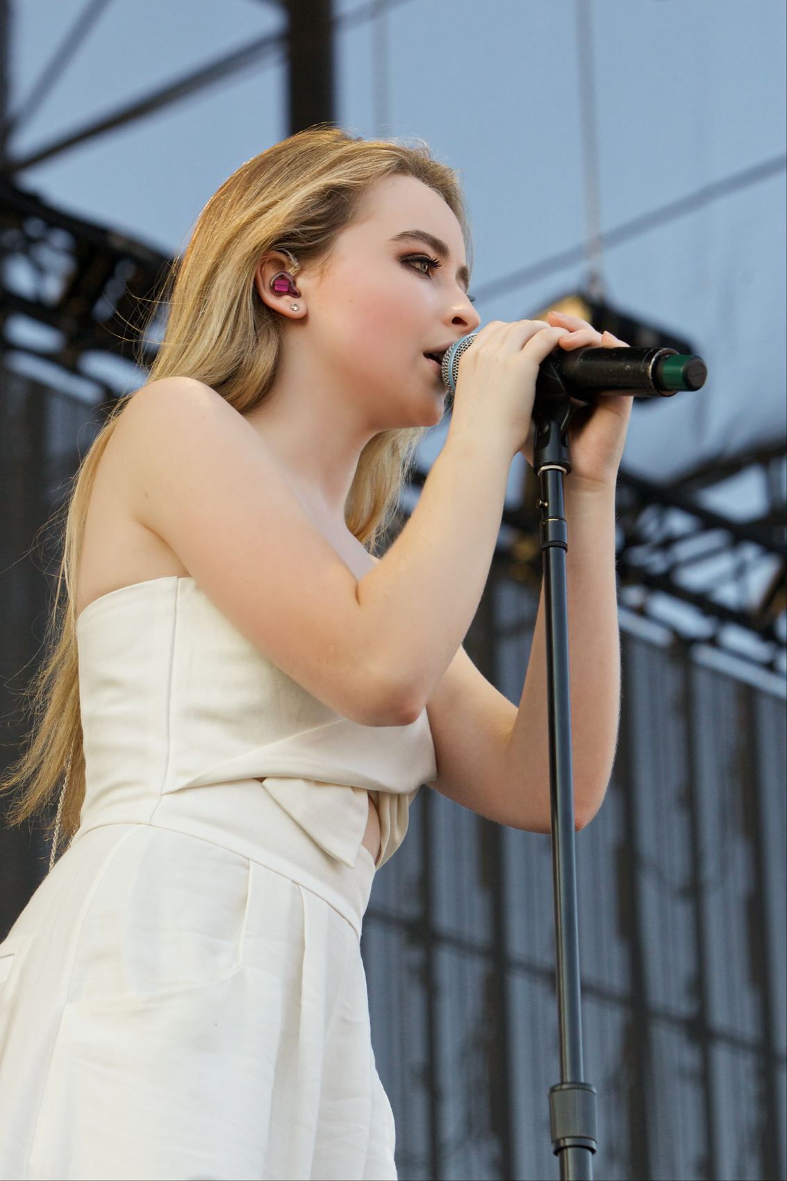 Sabrina Carpenter
2016 Show of the Summer
Herseypark Stadium
Hersey, PA
August 20, 2016

DerekBrad.com